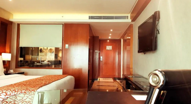 Клубный номер Executive Gokulam Grand Hotel & Spa Bangalore