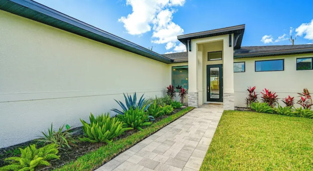 5 Mi To Beach: Cape Coral Escape W/ Patio & Grill!, Забронировать Отель Кейп-Корал Southwest Florida