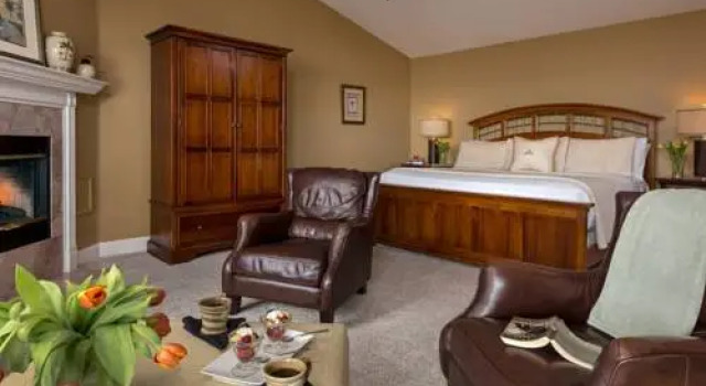 Huron House Bed & Breakfast, Varaa Hotelli Oscoda Michigan