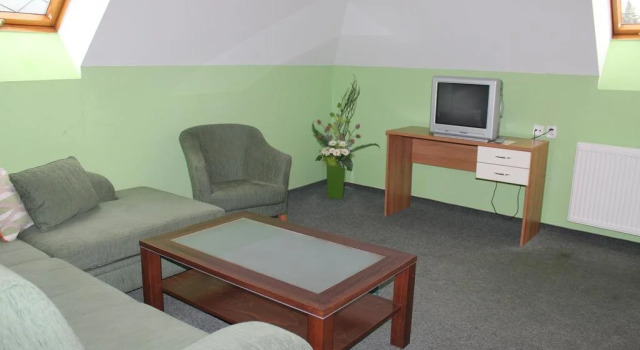 Penzion Raj, Rezervovat Hotel Hotely v Žilinský kraj s parkováním, Parkování