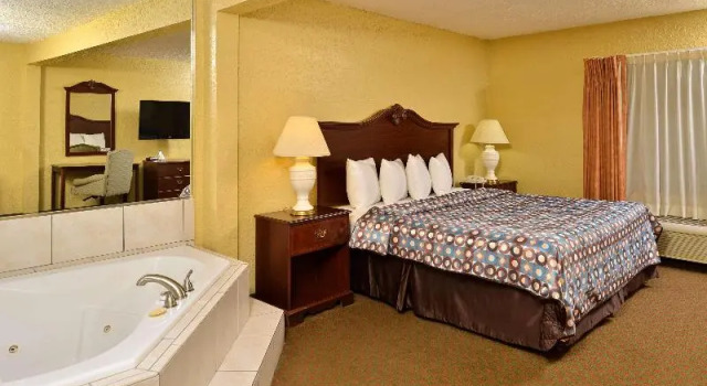 Двухместный люкс с видом на залив Americas Best Value Inn Starke