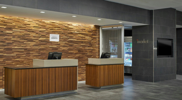 Courtyard by Marriott Baltimore Downtown/McHenry Row