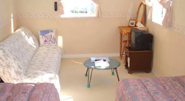 Трёхместный номер Standard Mediterranean Sea Pension Knossos