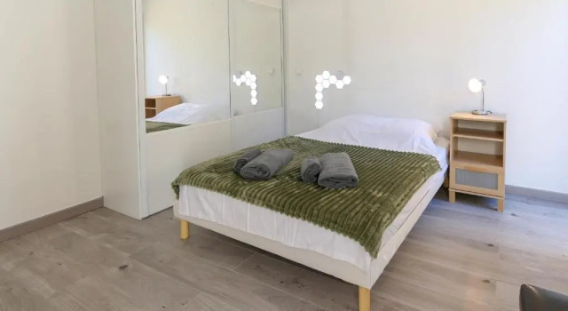 AC Appartment with terrace parking and pool- BENAKEY, Rezervasyon Otel Sophia Antipolis havuzlu oteller, Yüzme Havuzu