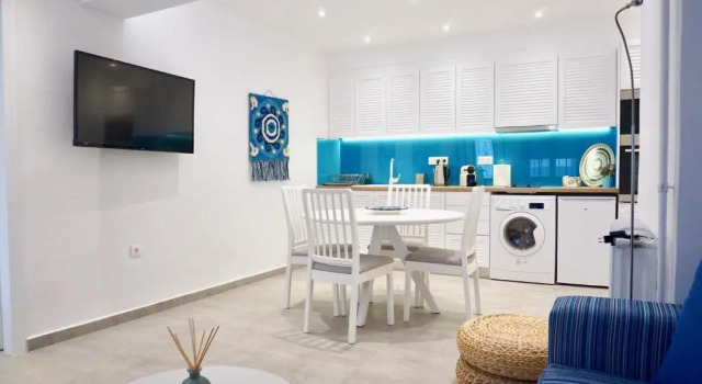 Апартаменты Cycladic Style Apt in Athens