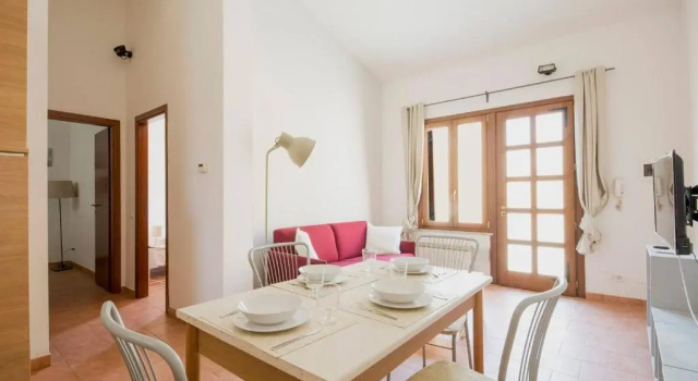 Апартаменты ALTIDO Charming Family Apt for 5 near central Pisa