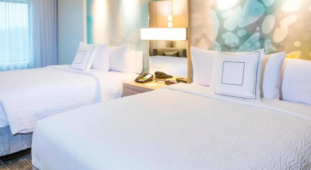 Четырёхместный номер Standard Courtyard by Marriott St. Augustine Beach