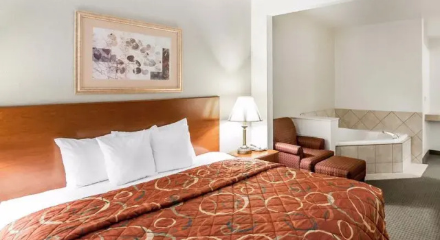 Rodeway Inn & Suites, 预订 酒店 帕森斯 堪萨斯州