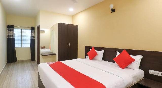OYO Flagship 45443 Hotel Suvidha
