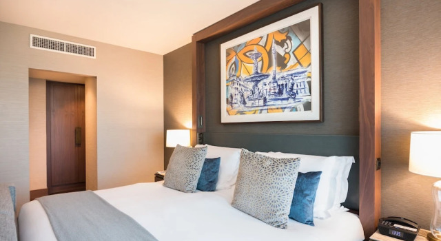 Двухместный полулюкс с видом на парк InterContinental Lisbon by IHG