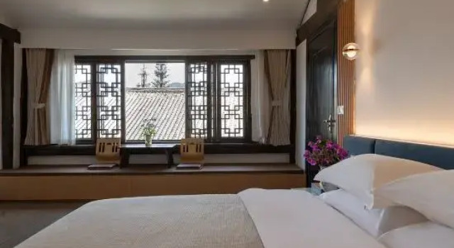 Люкс Deluxe Shanheyu · Lijiang Ancient City Scenic Resort Courtyard (Lijiang Ancient City Nanmen Gate)