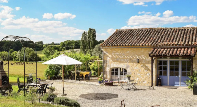 The Farmhouse, Prenota Hotel Naussannes Aquitania