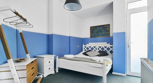 Central Garden by CityLife Suites, Забронировать Отель Бухарест Muntenia, рядом с Музей коллекций произведений искусства