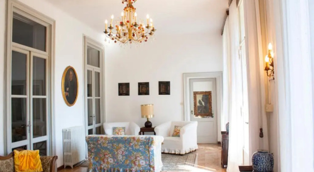 Villa Ruscone, Varaa Villa Lasnigo Como