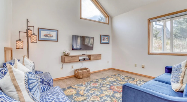 Puffin Hollow, Prenota Hotel Pacific City 