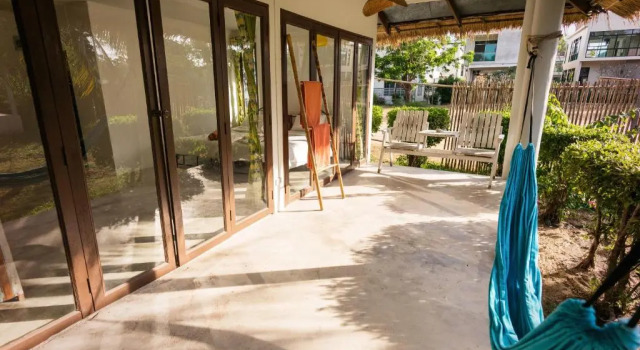 Бунгало с красивым видом из окна Mumsa Beach Resort & Restaurant