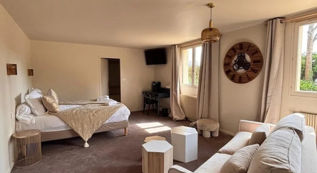 Номер Comfort Hôtel Le Clos des Arts