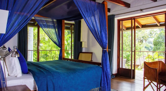 Двухместный номер Deluxe с балконом и с видом на озеро Bougainvillea Retreat