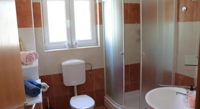 Апартаменты с 2 комнатами с балконом и с видом на море Apartments Glavaš