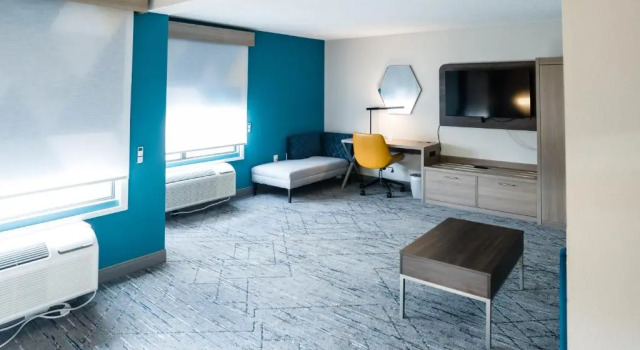Номер Standard Holiday Inn Express Hotel & Suites Knoxville-North-I-75 Exit 112 by IHG