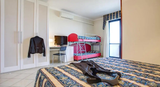 Четырёхместный номер Comfort Hotel Genzianella