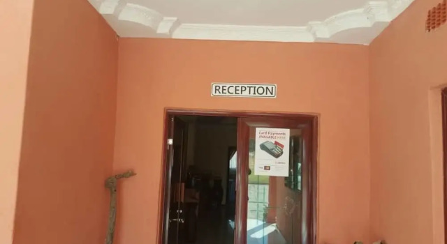 Twin Cave Lodge