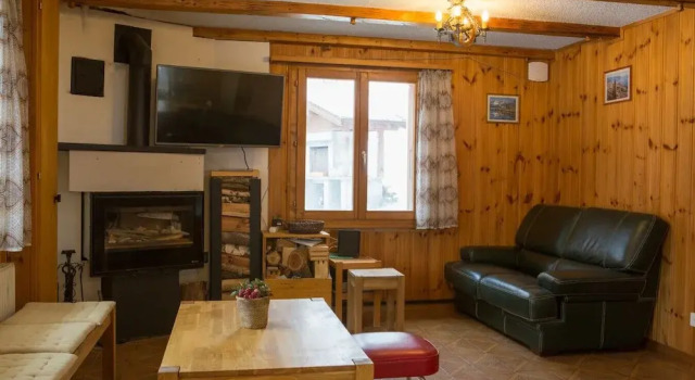 Chalet Rosaline 8 To12 Person Beautiful Property La Tzoumaz, Book Chalet Sachseln Melchsee-Frutt