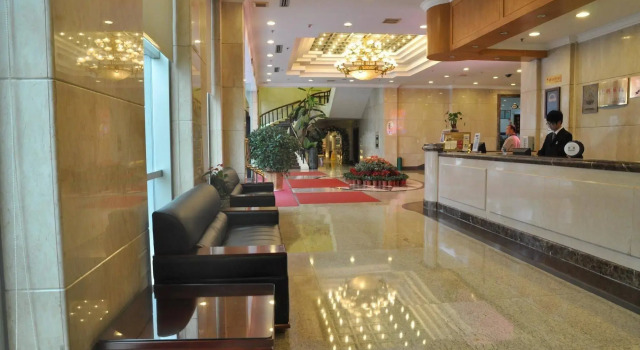 Qiantang Century Hotel - Wenzhou, Prenota Hotel Wenzhou Zhejiang