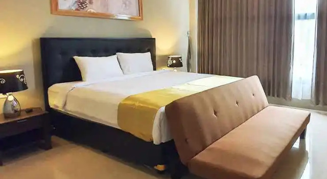 Cinnamon's Hotel