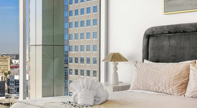 Апартаменты @marbella Lane - Chic 2BR Penthouse w/ Ocean Views
