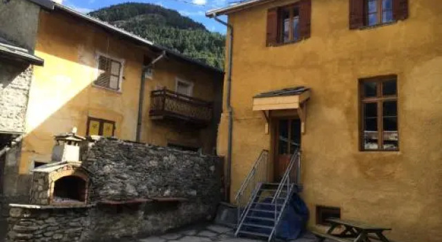 Appartement 4 Pieces 10 Pers. En Plein Centre De La Station 82072