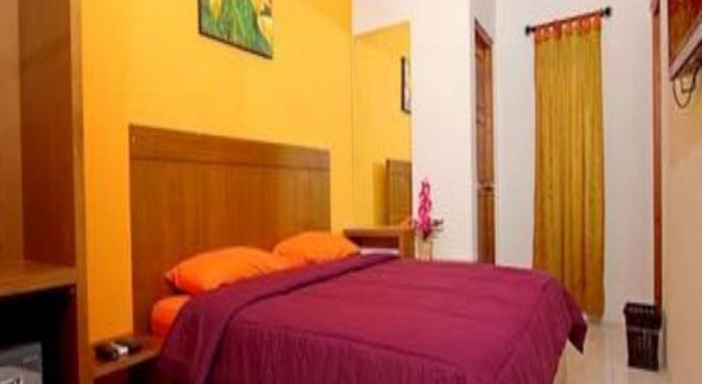 Nirvana Inn seturan Mitra RedDoorz, Book Guesthouse Depok 