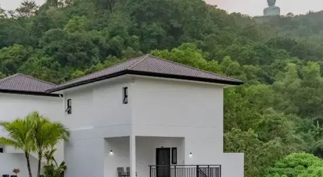 Valley View Private Pool villa 3 Br For family Chalong Phuket