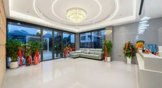 Nanbowan Hotel (Nandan Bus Terminal Jinfurong Plaza)