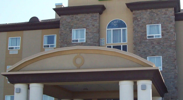 Holiday Inn Express Airport-Calgary by IHG