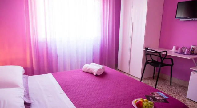 Двухместный номер Standard Colors B&B