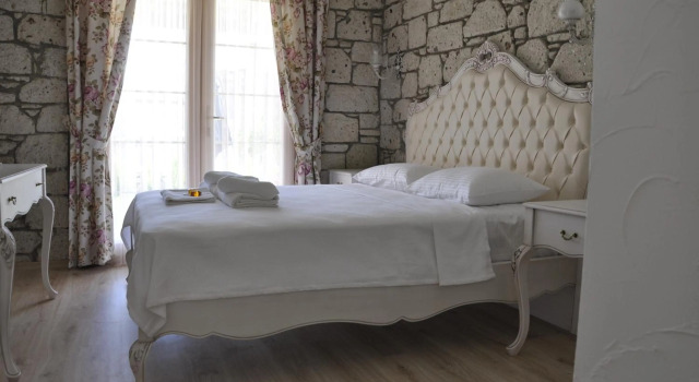 Alacati Lucky Angel Hotel