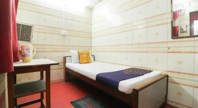 SPOT ON 63965 Hotel Zeal, Buchen Sie Hotel Kanpur Uttar Pradesh