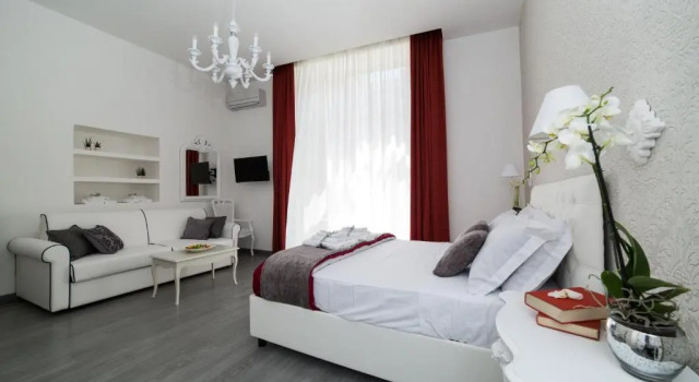 Номер Deluxe Palazzo Chiatamone