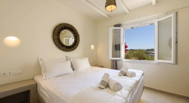Люкс Deluxe с видом на воду Vammos Luxury Residences