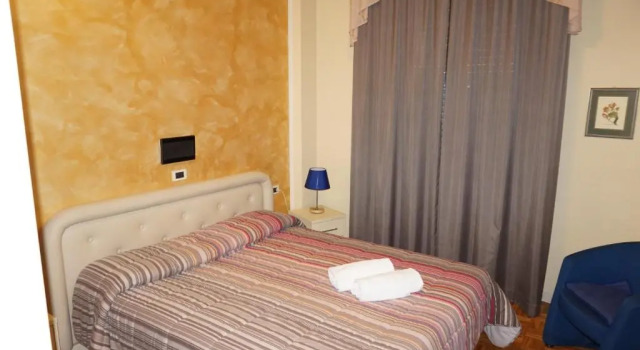 Трёхместный номер Standard Hotel Astoria