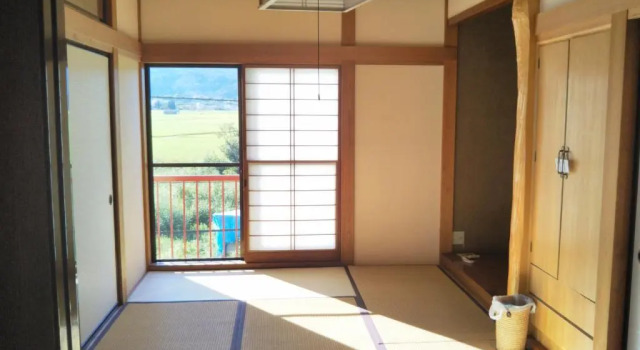 Кровать в общем номере Guest House Hostel yukuru