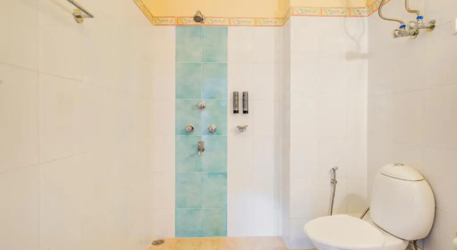 Двухместный номер Deluxe Summit Ttakshang Residency Hotel & Spa 2 Mins Walk to MG Marg