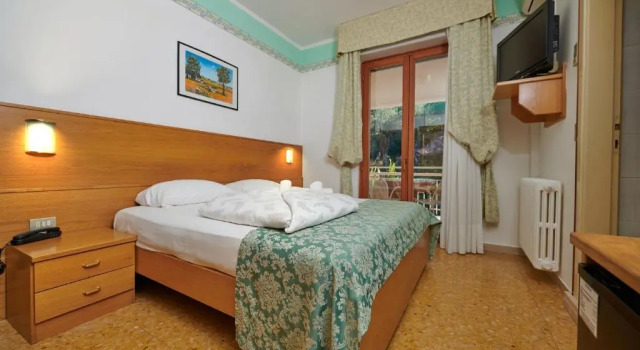 Двухместный номер Economy Hotel Eden