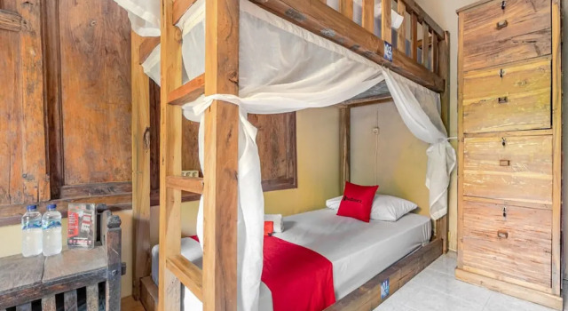 RedDoorz Hostel @ Raya Canggu 2, Buchen Sie Hostel Canggu Badung