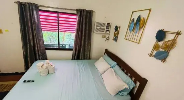 Четырёхместный номер Standard Lazy Daze Hometel Boracay