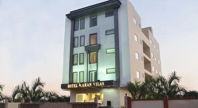 Номер Standard Hotel Karan Vilas