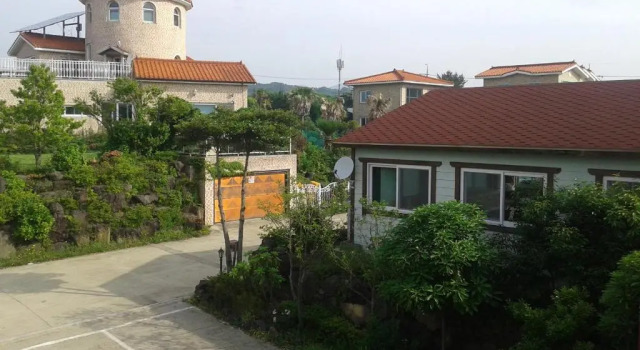 Коттедж Jeju Myung House