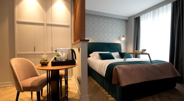 Двухместный номер Deluxe ALTIDO Lovely Studio w/Balcony near Duomo