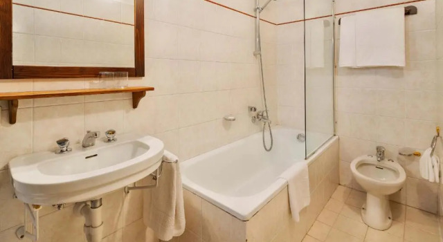Двухместный номер Economy Hotel Corona
